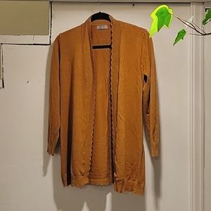 Davison Scallop Edge Cardigan